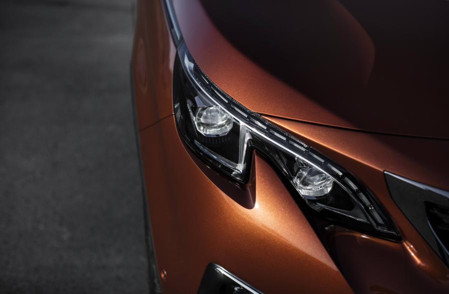 Детали экстерьера Peugeot 3008 2016 года  (WW) (фото 46 из 68)